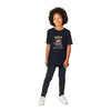 T-shirt enfant bio personnalisable avec un super motif de jaguar. Idéal pour les jeunes explorateurs et amateurs d'animaux. Personnalisez ce t-shirt pour un look unique!